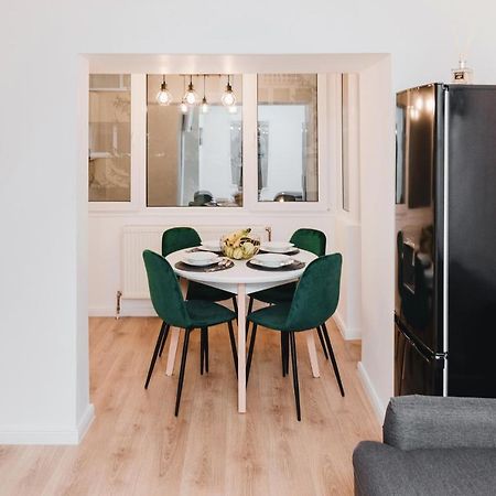 N&B Apartments คลูจ-นาโปกา ภายนอก รูปภาพ
