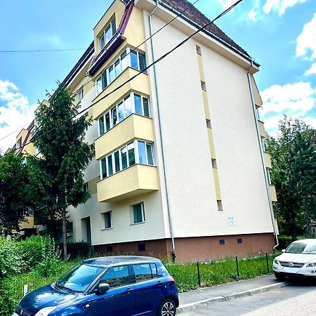 N&B Apartments คลูจ-นาโปกา ภายนอก รูปภาพ